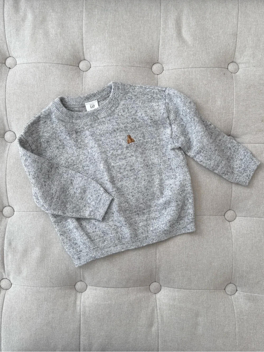GAP Boys Gray Sweater — Size 12-18 Months